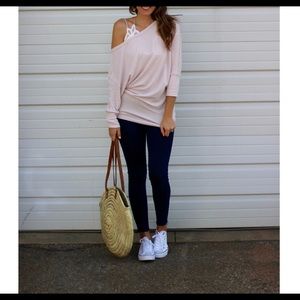 Evereve x Michael Stars Madison off shoulder